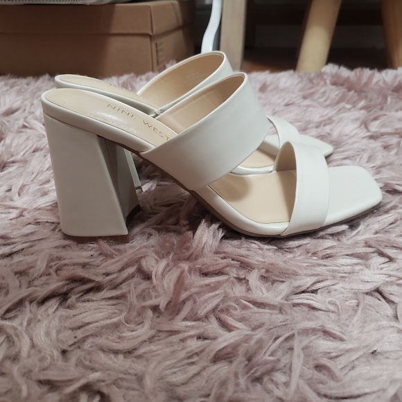 Nine West Block Heel Slip Ons - Picture 10 of 10